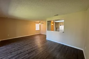 1058 Mollie Ln, Melbourne, FL 32935 - Photo 3