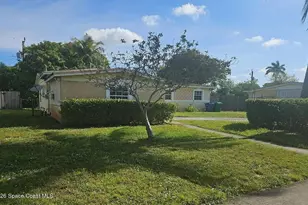 4921 NW 11th Pl, Lauderhill, FL 33351 - Photo 3