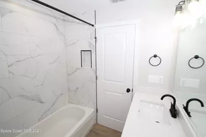 580 Pine Tree Drive, Indialantic, FL 32903 - Photo 17