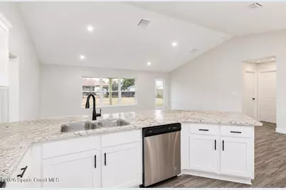 387 Mott Street SW, Palm Bay, FL 32908 - Photo 3