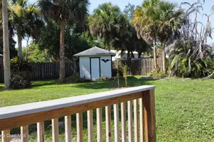 210 Salmon Dr NE, Palm Bay, FL 32907 - Photo 31
