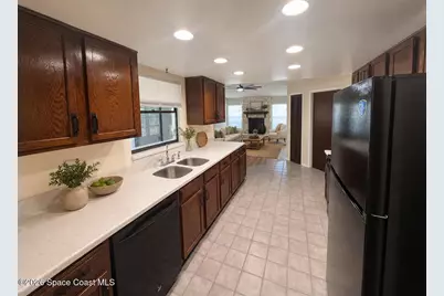 210 Salmon Drive NE, Palm Bay, FL 32907 - Photo 7