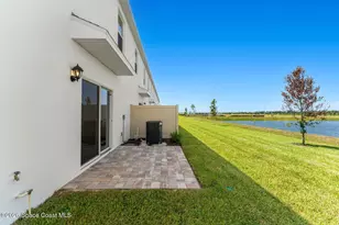 9732 Venetian Sq, Vero Beach, FL 32966 - Photo 37