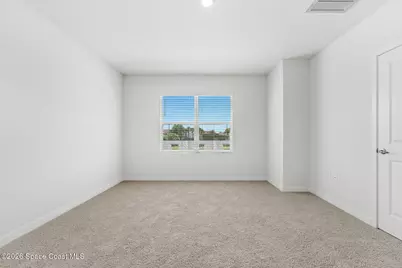 9732 Venetian Square, Vero Beach, FL 32966 - Photo 25