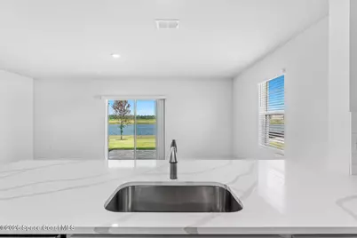 9732 Venetian Square, Vero Beach, FL 32966 - Photo 13