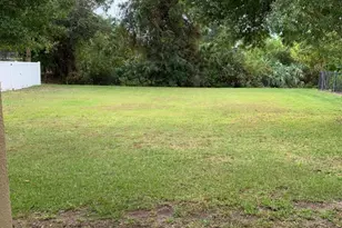 1227 Hasley Pl, Melbourne, FL 32940 - Photo 3