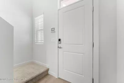 9734 Venetian Square, Vero Beach, FL 32966 - Photo 3