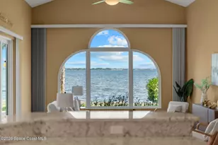 327 Island Dr, Melbourne Beach, FL 32951 - Photo 15