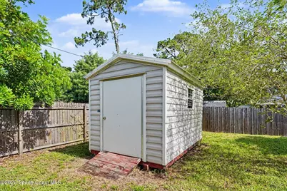 671 Americana Boulevard NW, Palm Bay, FL 32907 - Photo 15