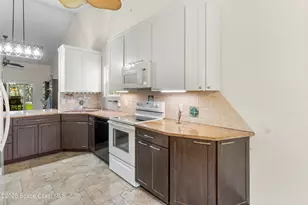 1965 Westminster Cir, Vero Beach, FL 32966 - Photo 9