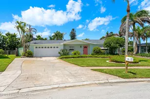 565 W Gateway Ct, Merritt Island, FL 32952 - Photo 1