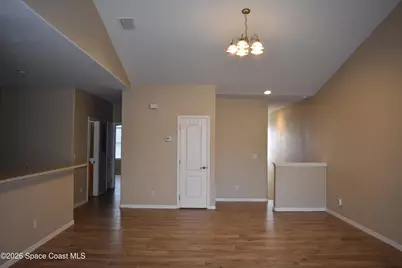 1040 Venetian Drive #203, Melbourne, FL 32904 - Photo 3