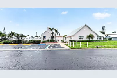 1923 Sugarberry Court NE, Palm Bay, FL 32905 - Photo 35
