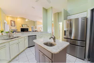 211 Lake Shore Drive, Merritt Island, FL 32953 - Photo 11