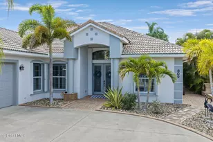 809 W Central Blvd, Cape Canaveral, FL 32920 - Photo 7