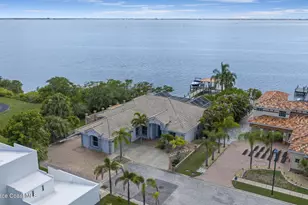 809 W Central Blvd, Cape Canaveral, FL 32920 - Photo 75