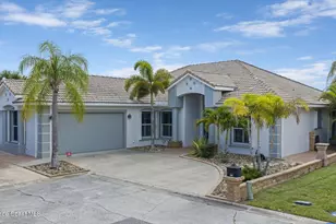809 W Central Blvd, Cape Canaveral, FL 32920 - Photo 3