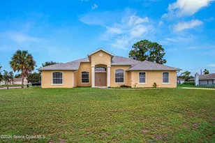 525 Justine Ave NW, Palm Bay, FL 32907 - Photo 1