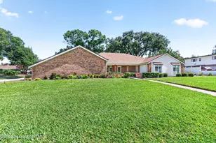 3630 Miriam Dr, Titusville, FL 32796 - Photo 3