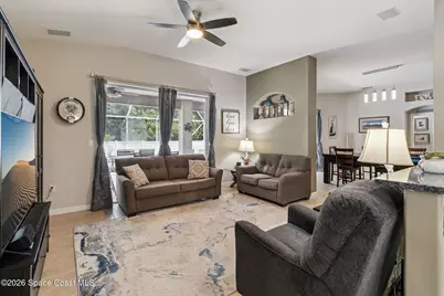 409 Gardendale Circle SE, Palm Bay, FL 32909 - Photo 5