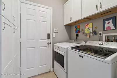 409 Gardendale Circle SE, Palm Bay, FL 32909 - Photo 19