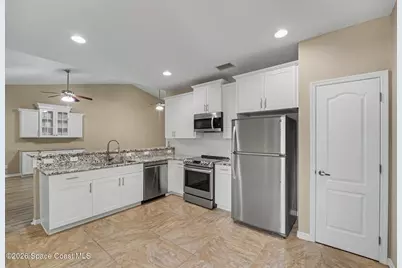 1030 Venetian Drive #203, Melbourne, FL 32904 - Photo 5