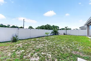 1068 Corbin Cir SW, Palm Bay, FL 32908 - Photo 37