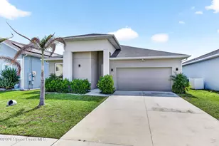 1068 Corbin Cir SW, Palm Bay, FL 32908 - Photo 3