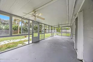 138 W Pasco Ln, Cocoa Beach, FL 32931 - Photo 23