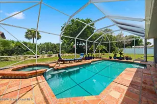 172 River Walk Dr, Melbourne Beach, FL 32951 - Photo 11