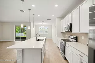 414 Caribbean St SE, Palm Bay, FL 32909 - Photo 5