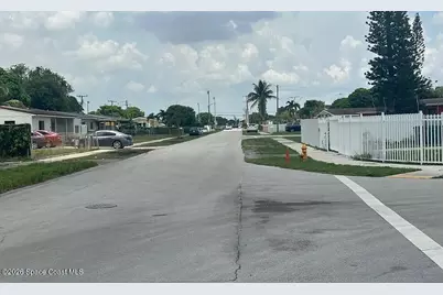 2951 NW 187th Street, Miami Gardens, FL 33056 - Photo 5