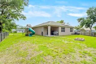 1261 Rainbow Rd SE, Palm Bay, FL 32909 - Photo 5