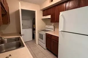 2100 Forest Knoll Dr NE, Palm Bay, FL 32905 - Photo 9