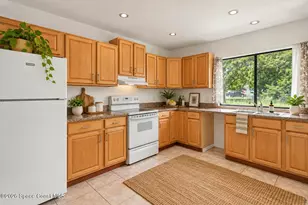 997 Mariposa Dr NE, Palm Bay, FL 32905 - Photo 7