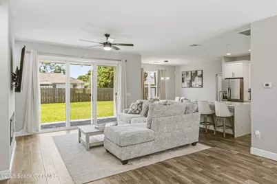182 La Casa Street SW, Palm Bay, FL 32908 - Photo 5