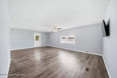 1174 Pleasant Court NE, Palm Bay, FL 32907 - Photo 3