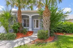 1883 Woodfield Cir, Melbourne, FL 32904 - Photo 3