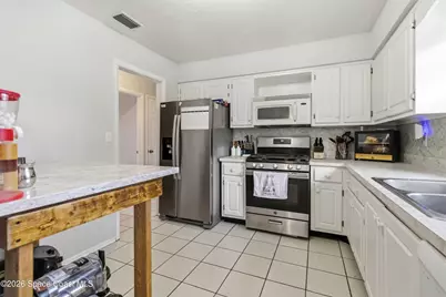 585 S Sunrise Drive, Titusville, FL 32780 - Photo 7