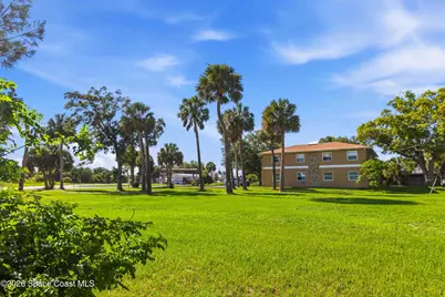 204 W Avenue B, Melbourne, FL 32901 - Photo 3