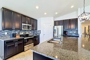 12033 Grand Kempston Dr, Gibsonton, FL 33534 - Photo 15
