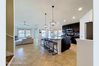 12033 Grand Kempston Drive, Gibsonton, FL 33534 - Photo 3