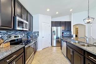 12033 Grand Kempston Dr, Gibsonton, FL 33534 - Photo 13