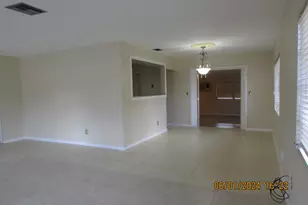 211 W Laila Dr, West Melbourne, FL 32904 - Photo 3