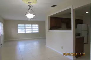 211 W Laila Dr, West Melbourne, FL 32904 - Photo 15