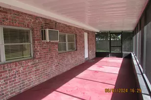 211 W Laila Dr, West Melbourne, FL 32904 - Photo 13