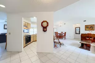 132 Oak Lake Rd, Melbourne, FL 32901 - Photo 3