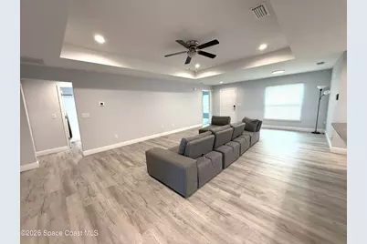 359 Wilton Avenue SW, Palm Bay, FL 32908 - Photo 5
