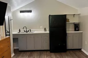 1903 Fletcher St, Melbourne, FL 32901 - Photo 3