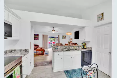 585 Sea Fury Avenue SW, Palm Bay, FL 32908 - Photo 13